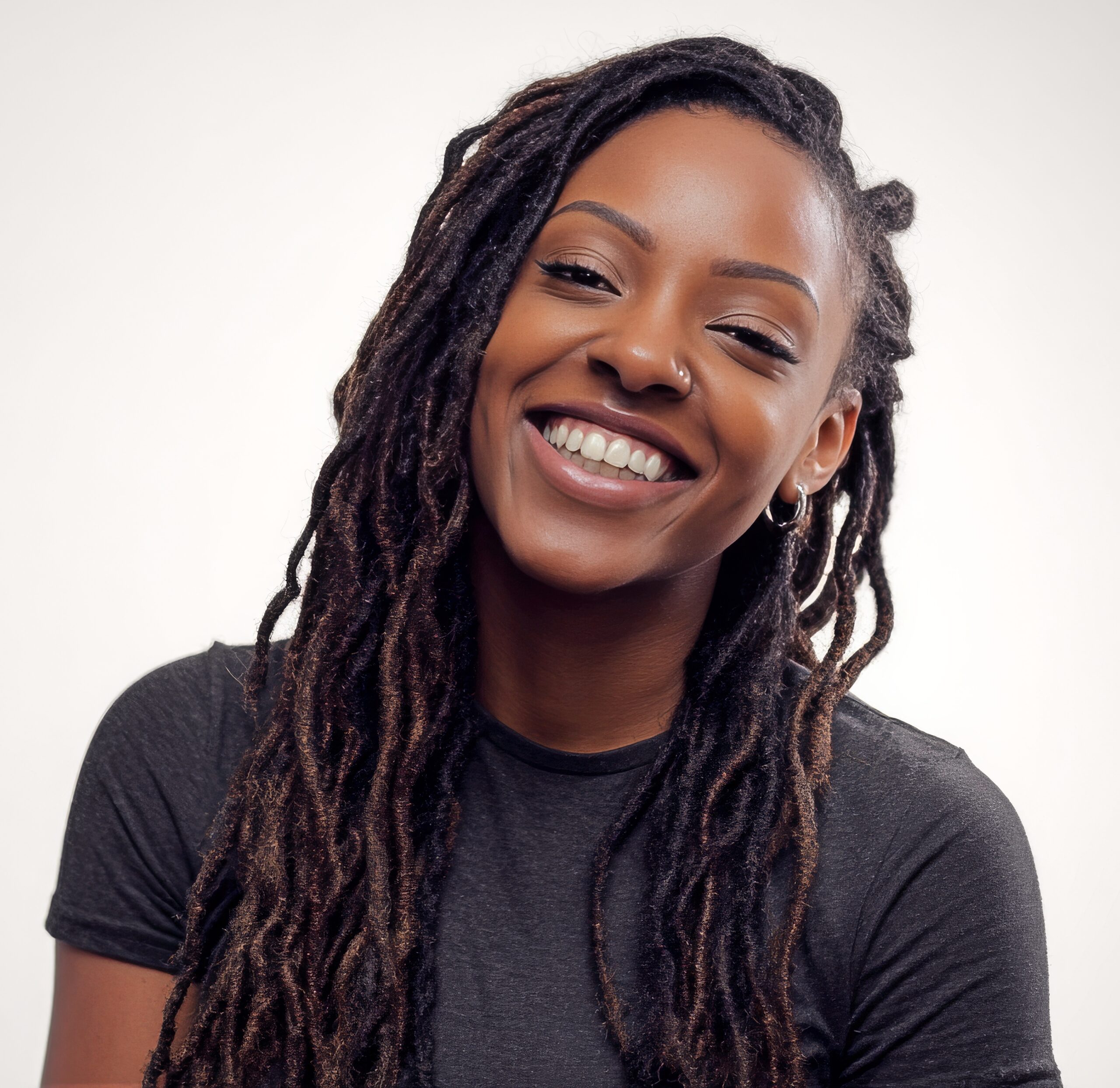 Smiling Woman https://nivanapads.com/wp-content/uploads/2025/12/hAppy-lady-scaled.jpeg